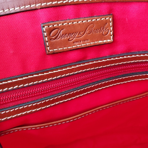 BUNDLE DOONEY AND BOURKE WOMEN'S PURSES - Picture 3 of 7